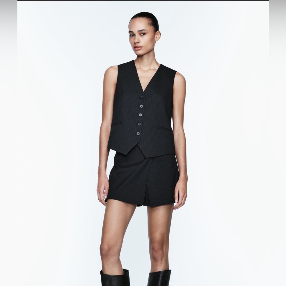 Zara Navy Pinstripe Vest & Skort Set